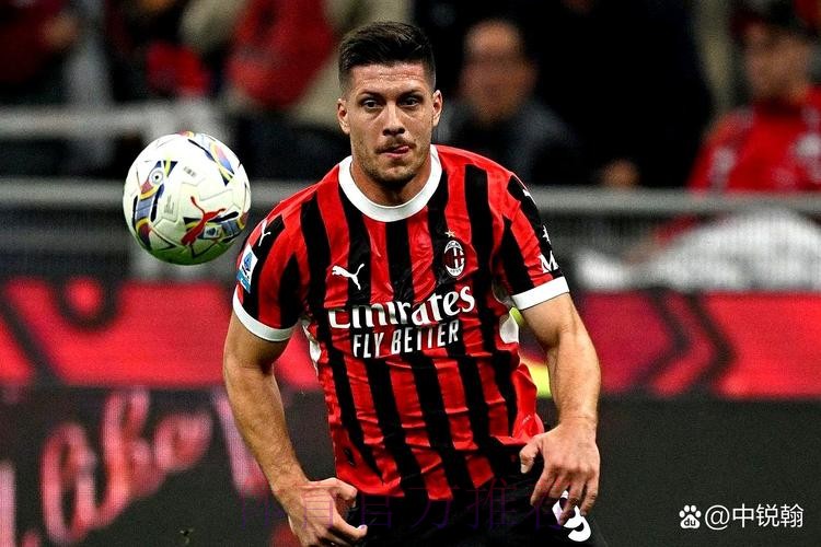 皇马追求法比安 可能把约维奇等人加入到交易中 皇马追求法比安 可能把约维奇等人加入到交易中